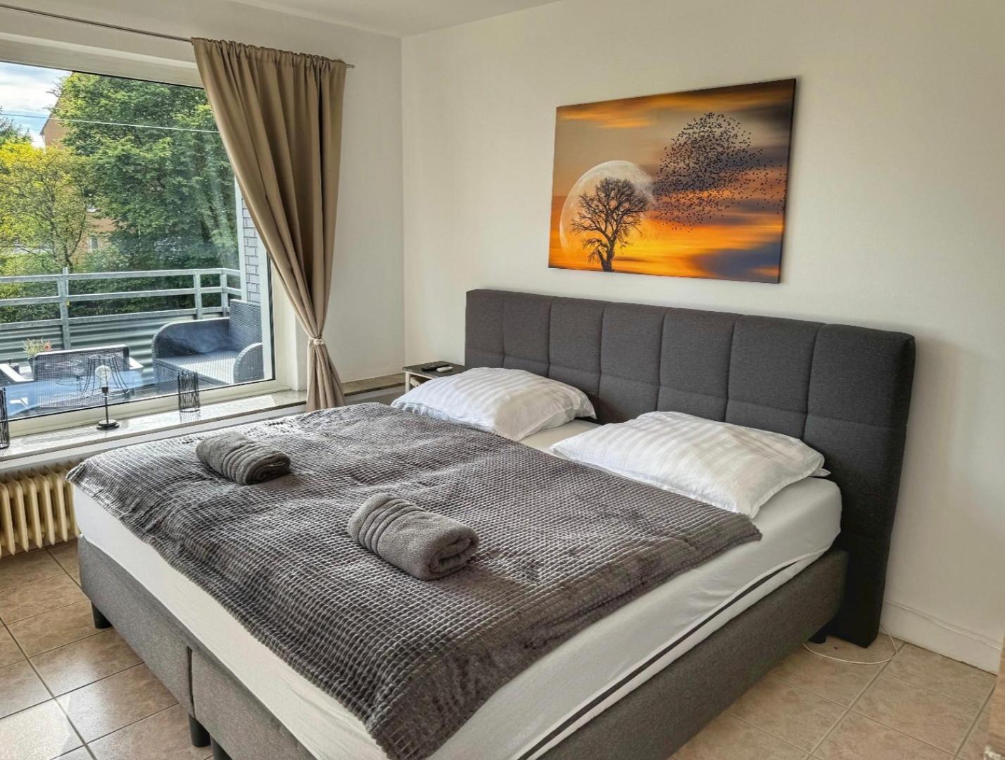 3 Zimmer Apartment Mit Balkon Wuppertal Buitenkant foto